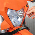 Bild in der Galerie öffnen, X-Grip — Scheinwerfer-Schutzfolie — KTM 2024-2026 (7 Modelle)