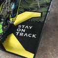 Bild in Galerie-Betrachter laden, X-Grip — Motorrad Teppich
