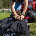 Bild in Galerie-Betrachter laden, X-Grip — Wheelie Bag
