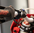 Bild in Galerie-Betrachter laden, X-Grip — Armatur Reparaturkit PRO BREMBO Armatur — Beta, Ducati, GasGas, Husqvarna, KTM, Sherco, Triumph 2014-2026 (55 Modelle)
